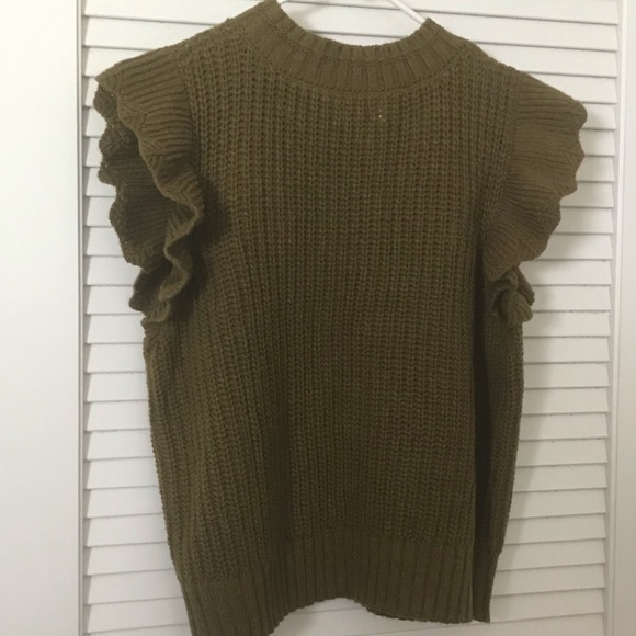 New with tags Women’s XXL Universal Thread sweater vest in olive green color - Picture 3 of 3